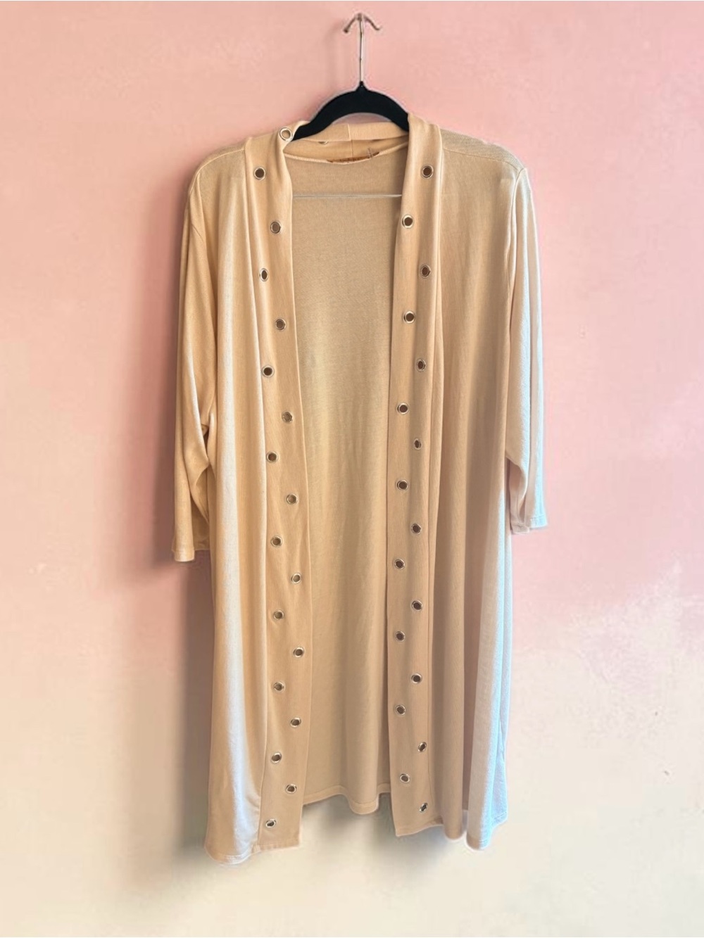 NWOT Belldini Beige Long Open Front Grommet Trim Cardigan Sz. 2X.